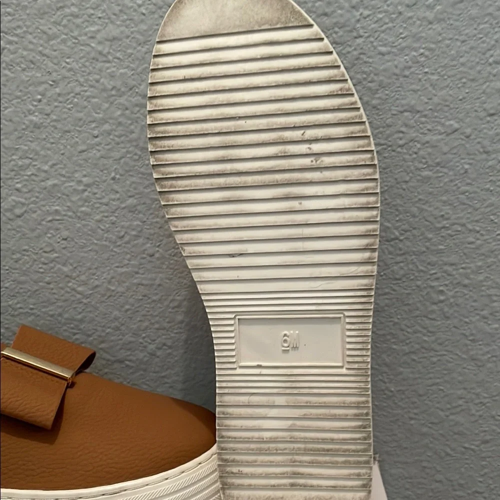 Brown Slip-On Sneakers with Bow Accent - Picture 2 of 3